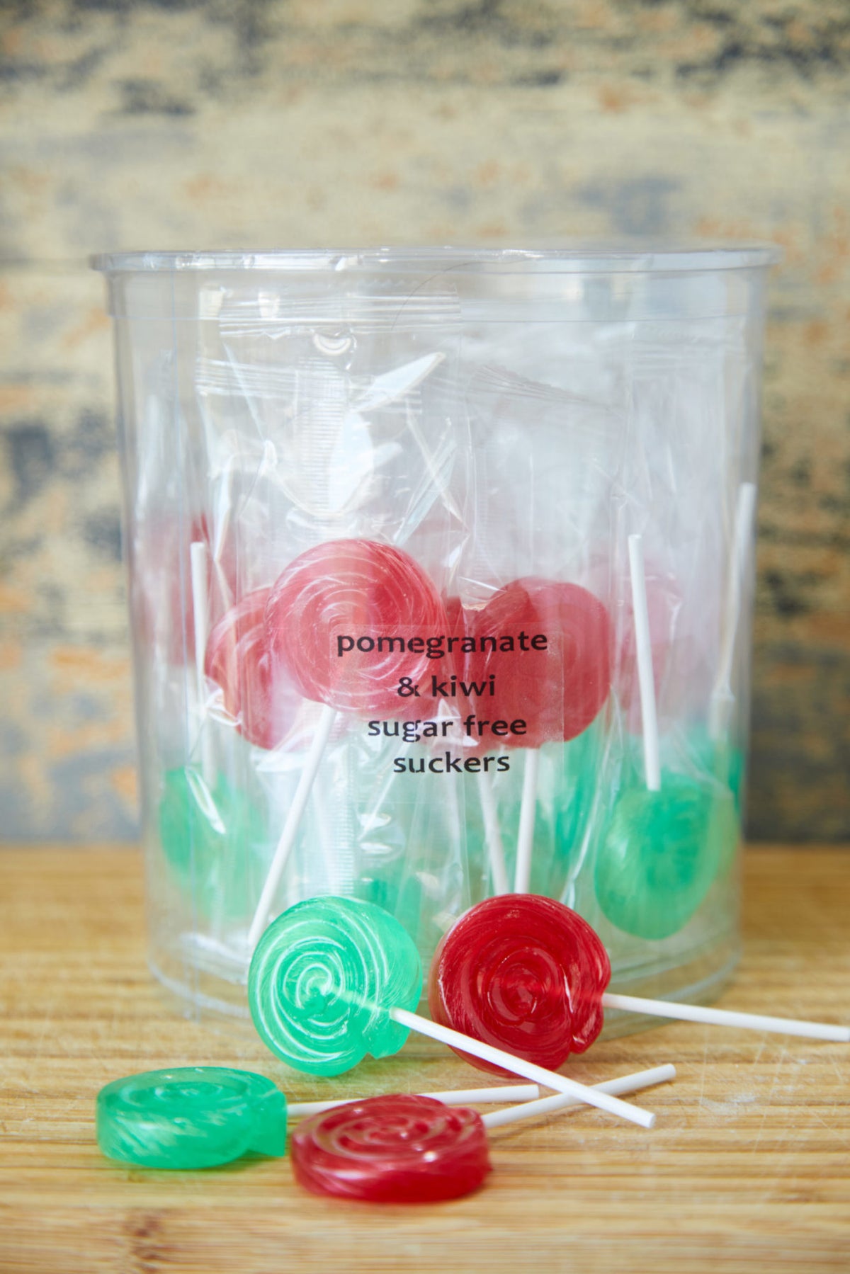 Small Round Pomegranate & Kiwi  (Red & Green) Sugar Free (mixed in a Tub)