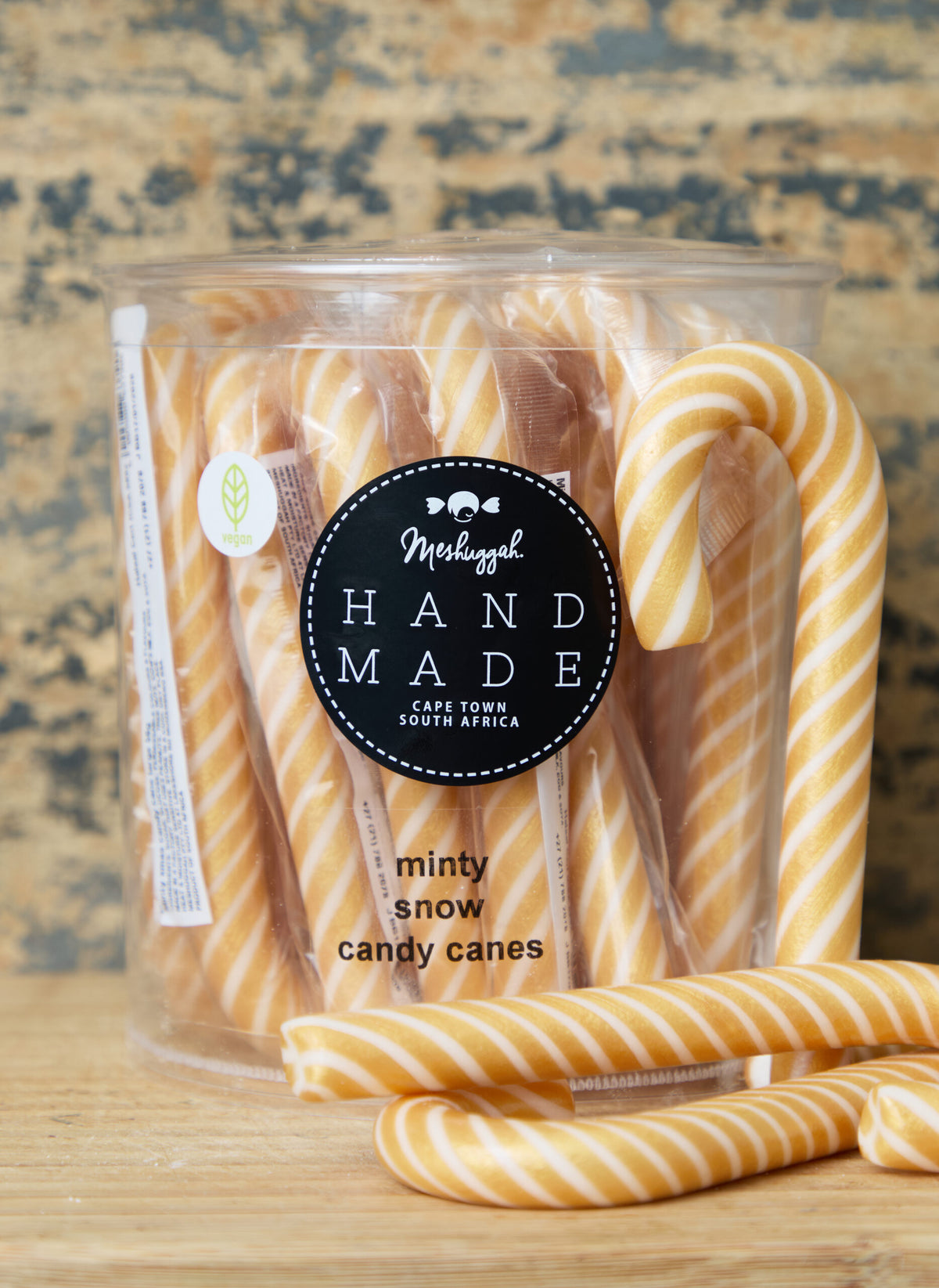 Large Xmas Candy Cane White & Gold Stripes (Minty Flavour)